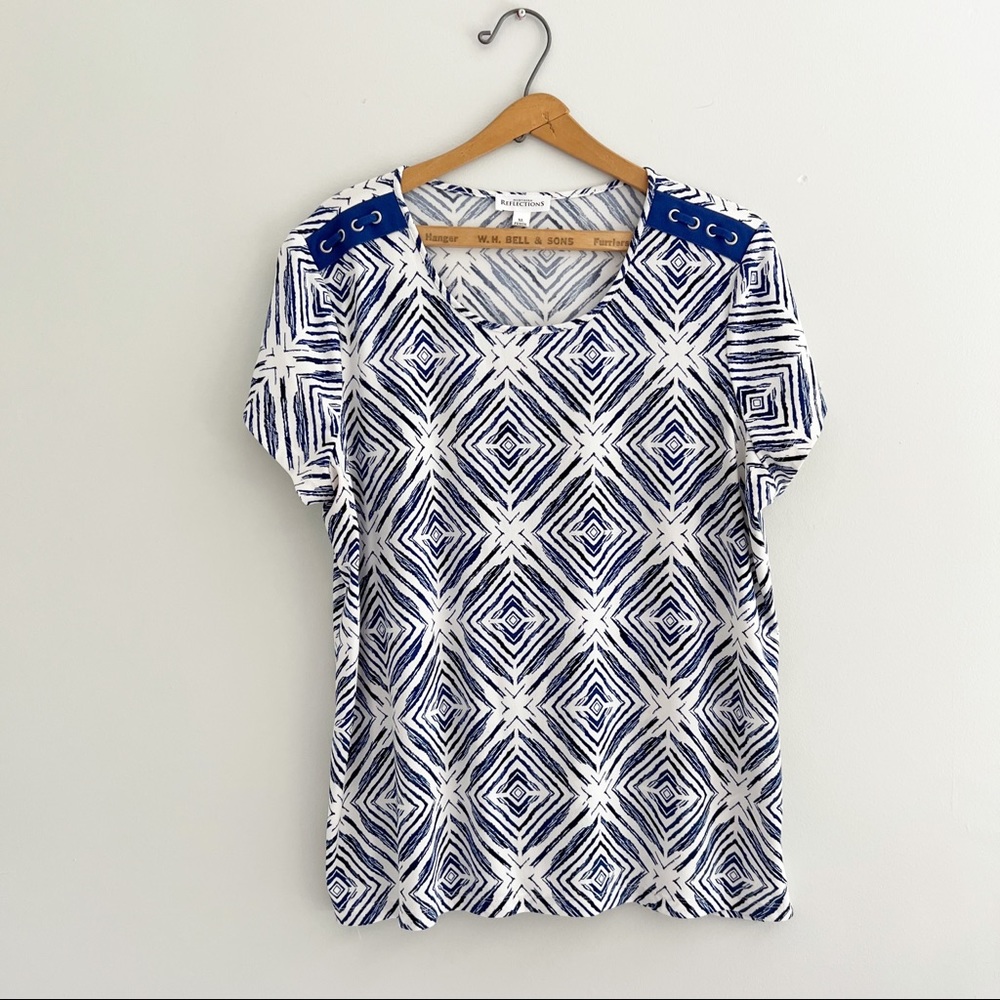 Northern Reflections Blue and White T-Shirt Size XL Petite